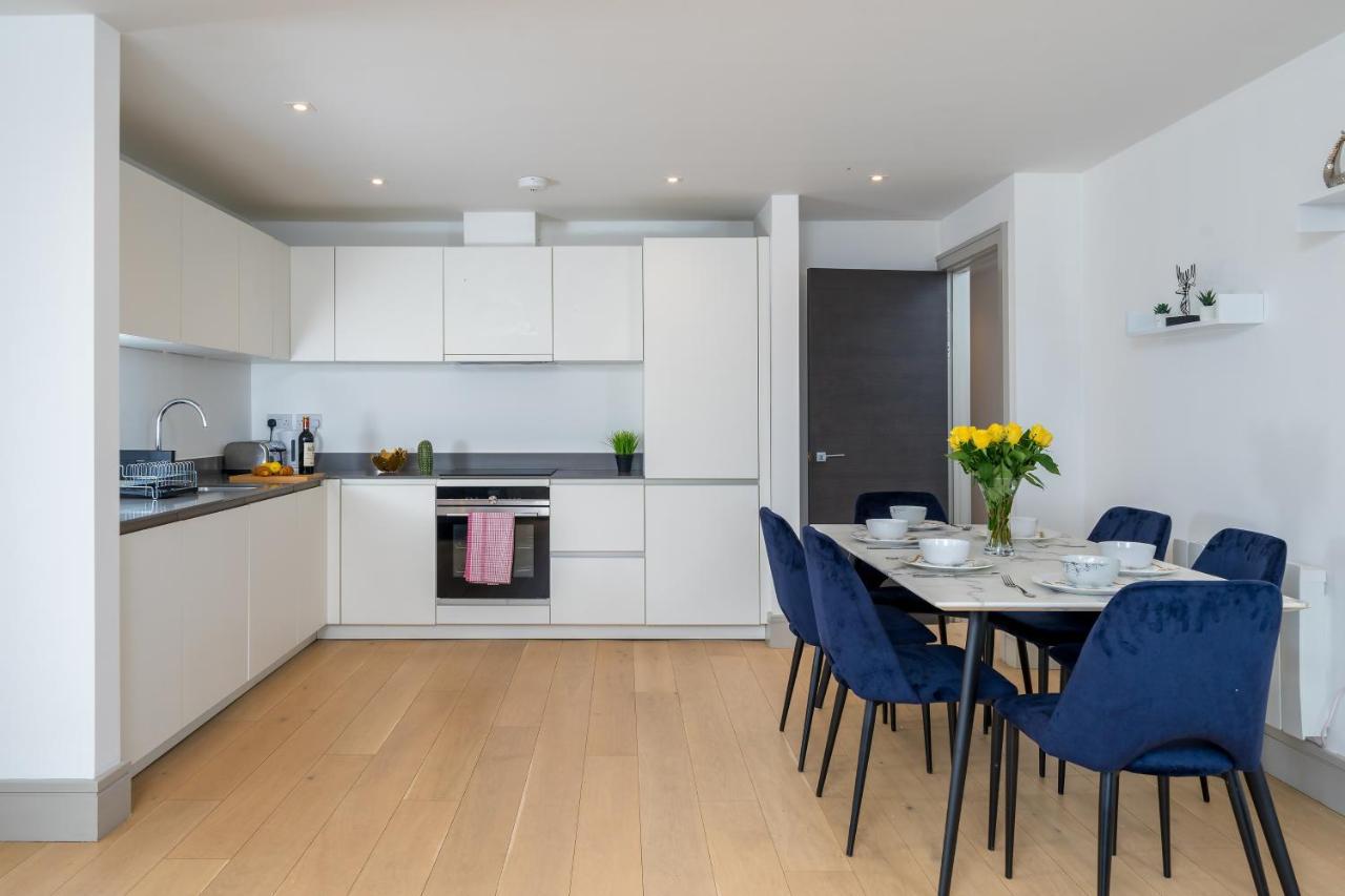 Modern London City Apartment - Victoria Line ภายนอก รูปภาพ