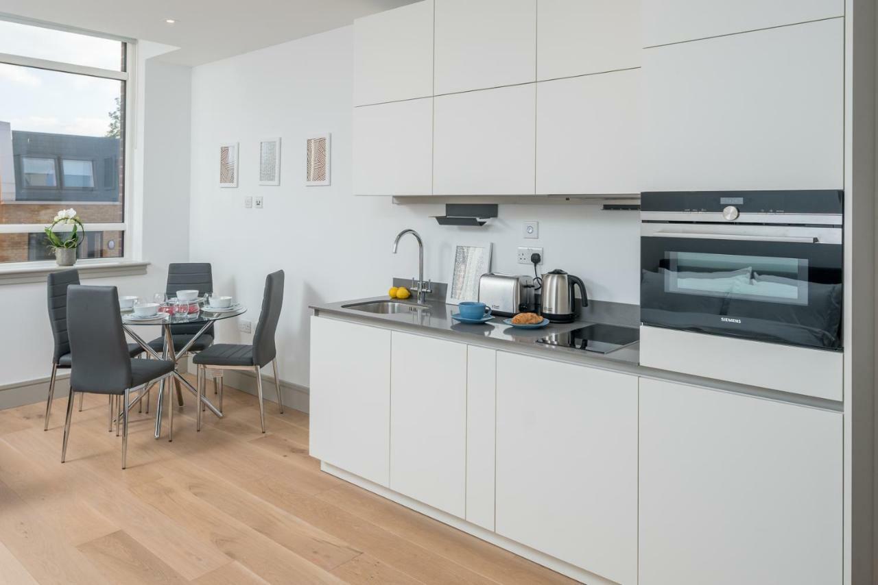 Modern London City Apartment - Victoria Line ภายนอก รูปภาพ